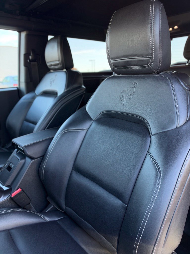 Used 2025 Gray Metallic Ford Badlands image 35