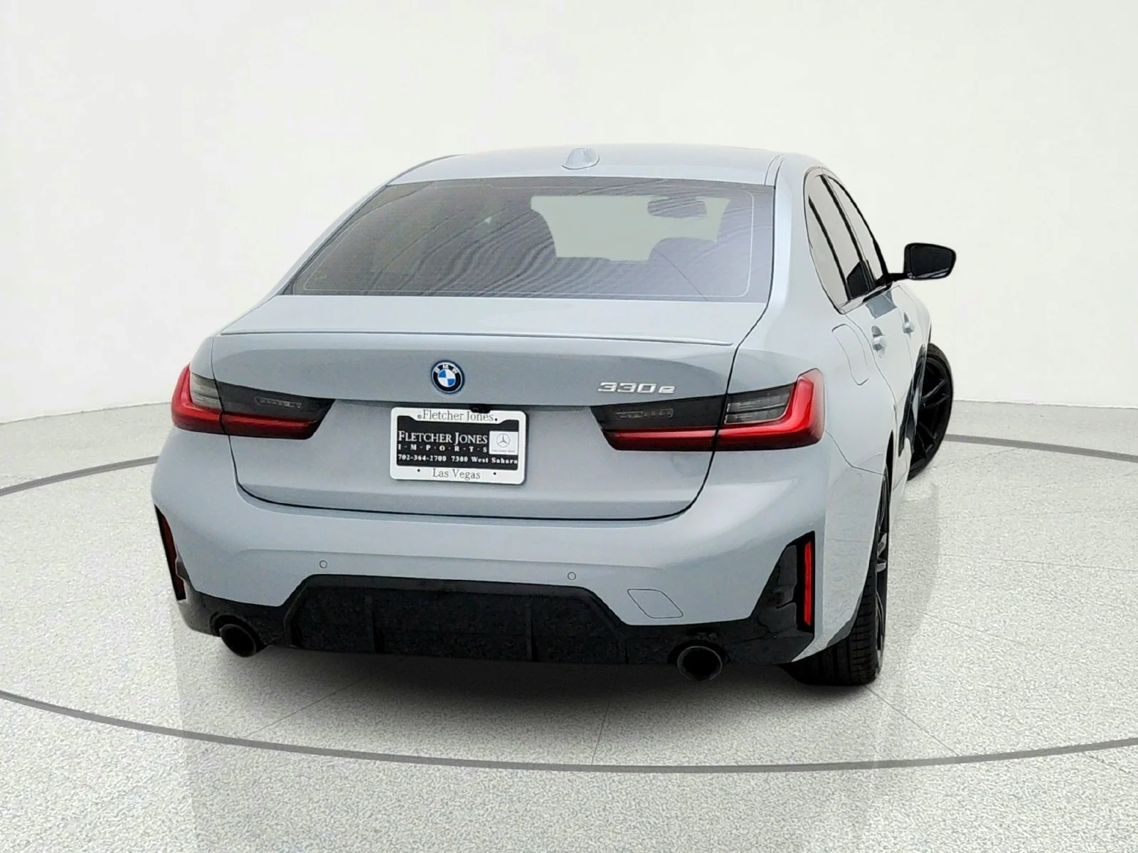 Used 2023 Brooklyn Grey Metallic BMW 330e image 10