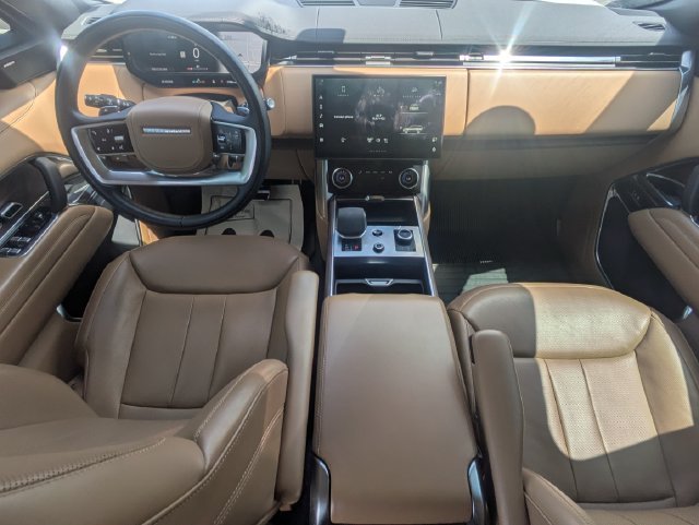 Certified Used 2023 Fuji White Land Rover SE image 13