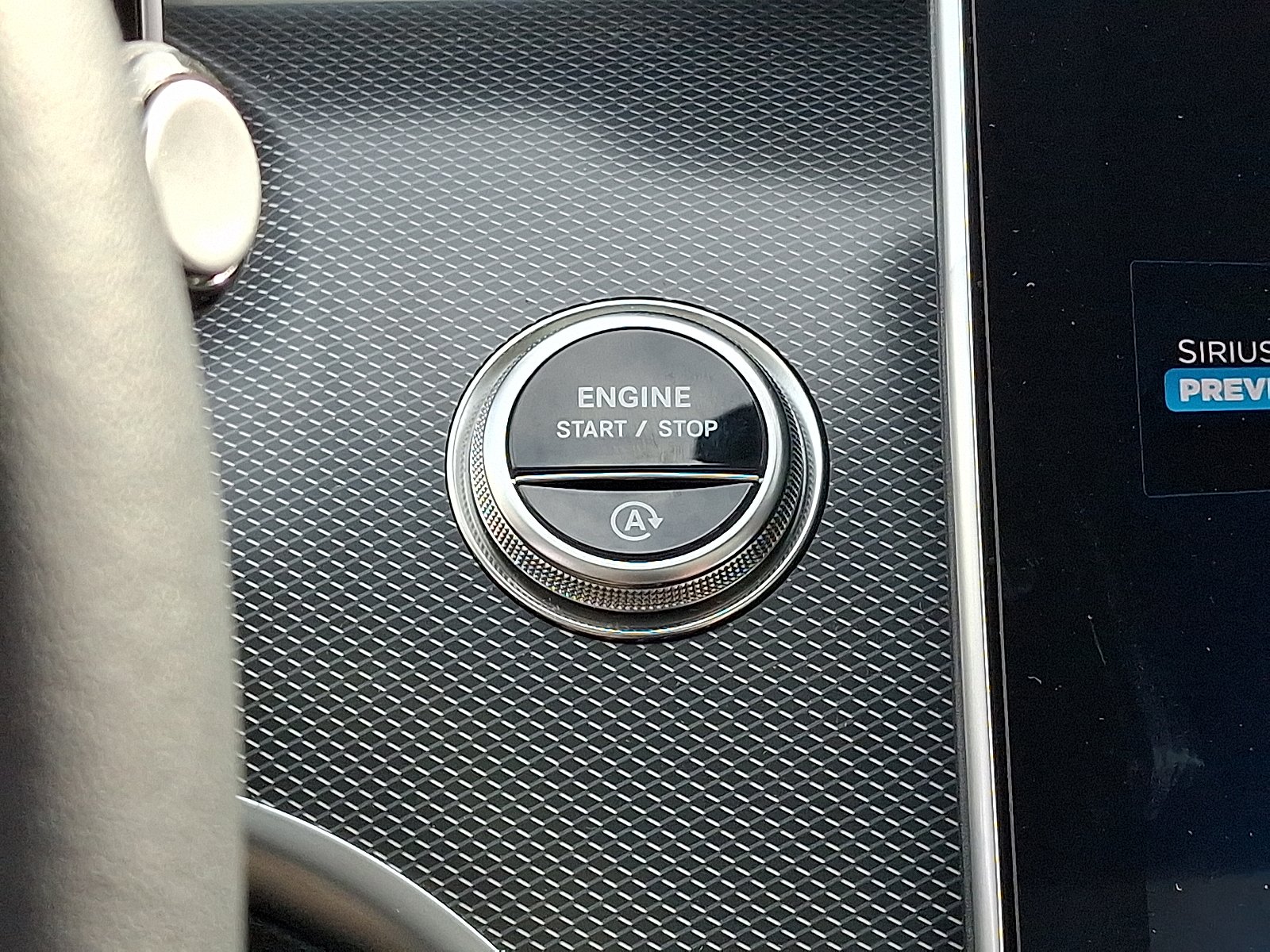 2025 Mercedes-Benz C-Class Sedan C 300 - Photo 22
