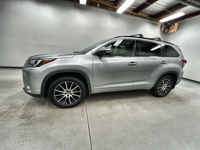 Certified Used 2017 Silver Toyota SE image 5