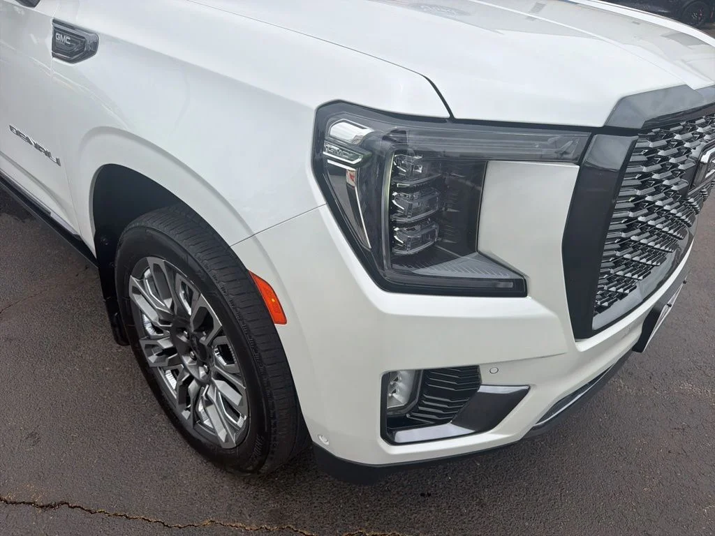 Certified Used 2024 White Frost Tri-Coat GMC Denali Ultimate image 10