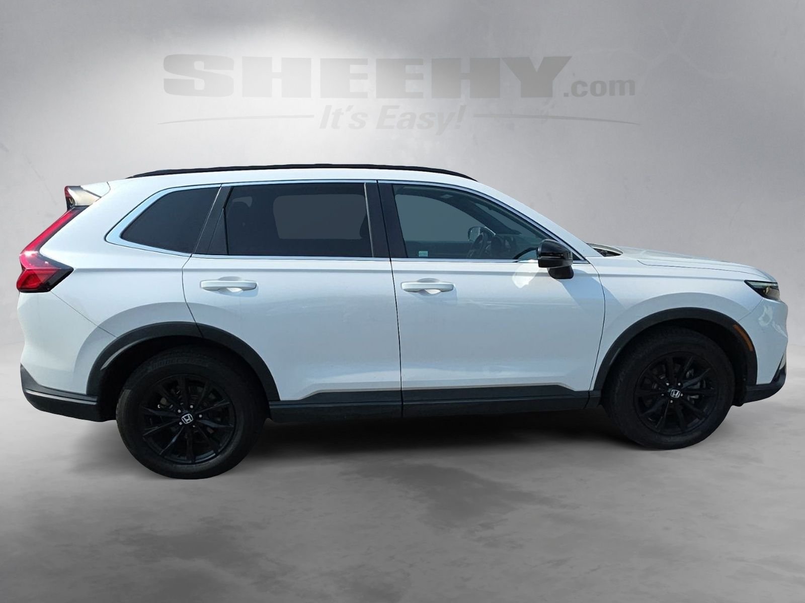 Used 2024  Honda Sport image 9