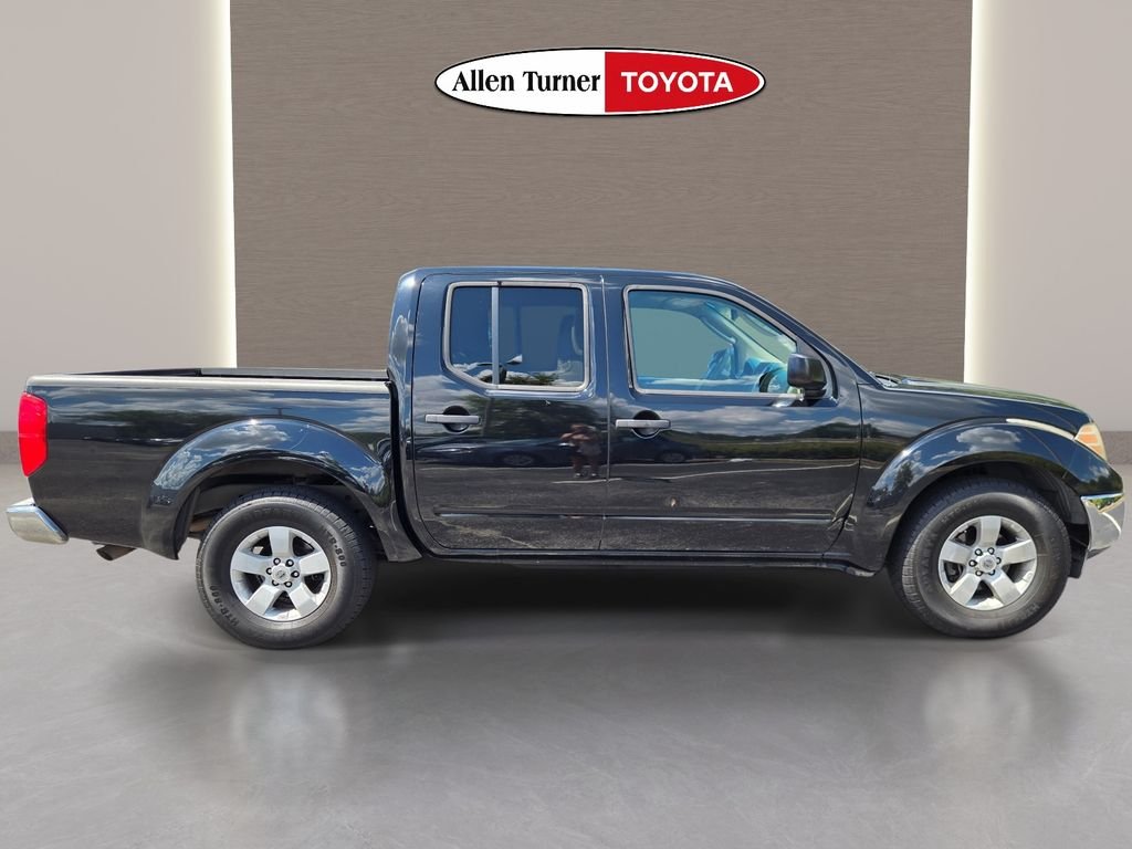 Used 2011 Black Nissan SV image 6