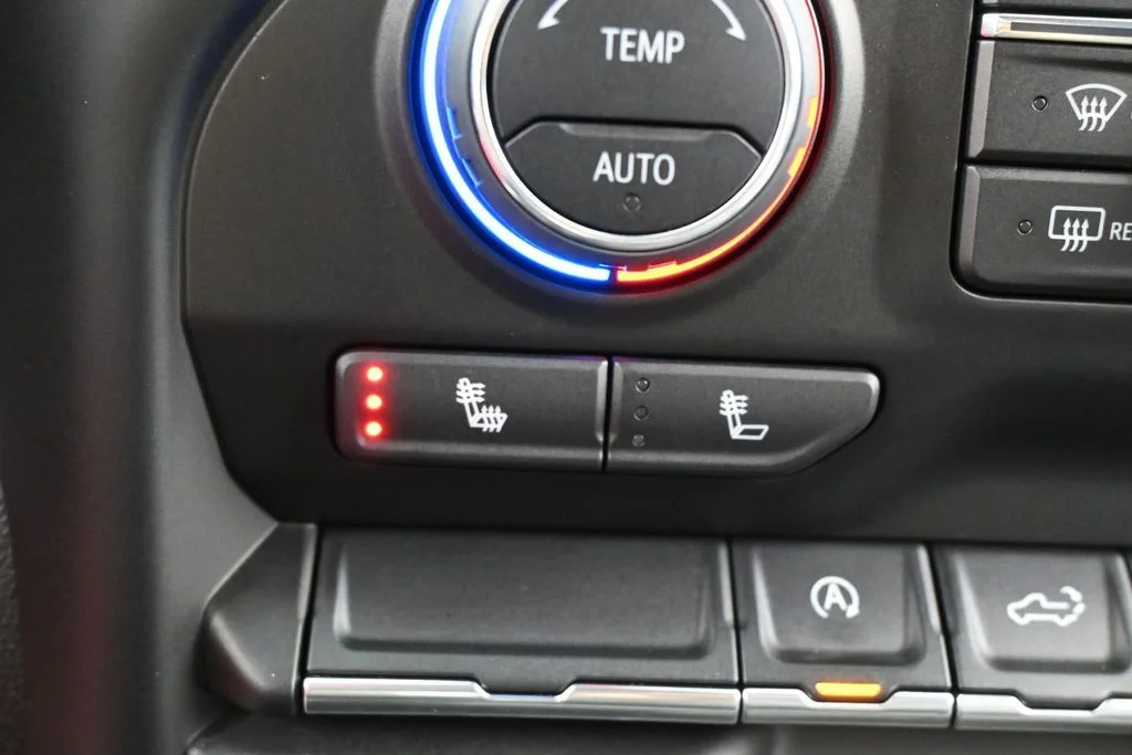Used 2021 Black Chevrolet LT image 20