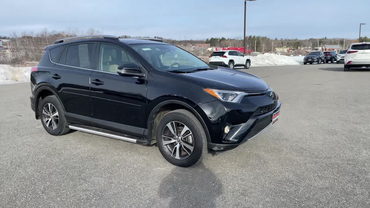 Used 2017 Black Toyota XLE image 2
