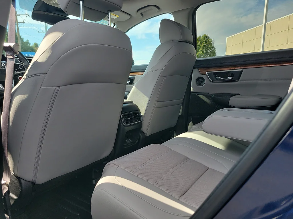 Certified Used 2022 Obsidian Blue Pearl Honda Touring image 11