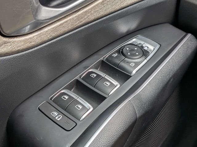 Used 2023 White Kia EX image 29