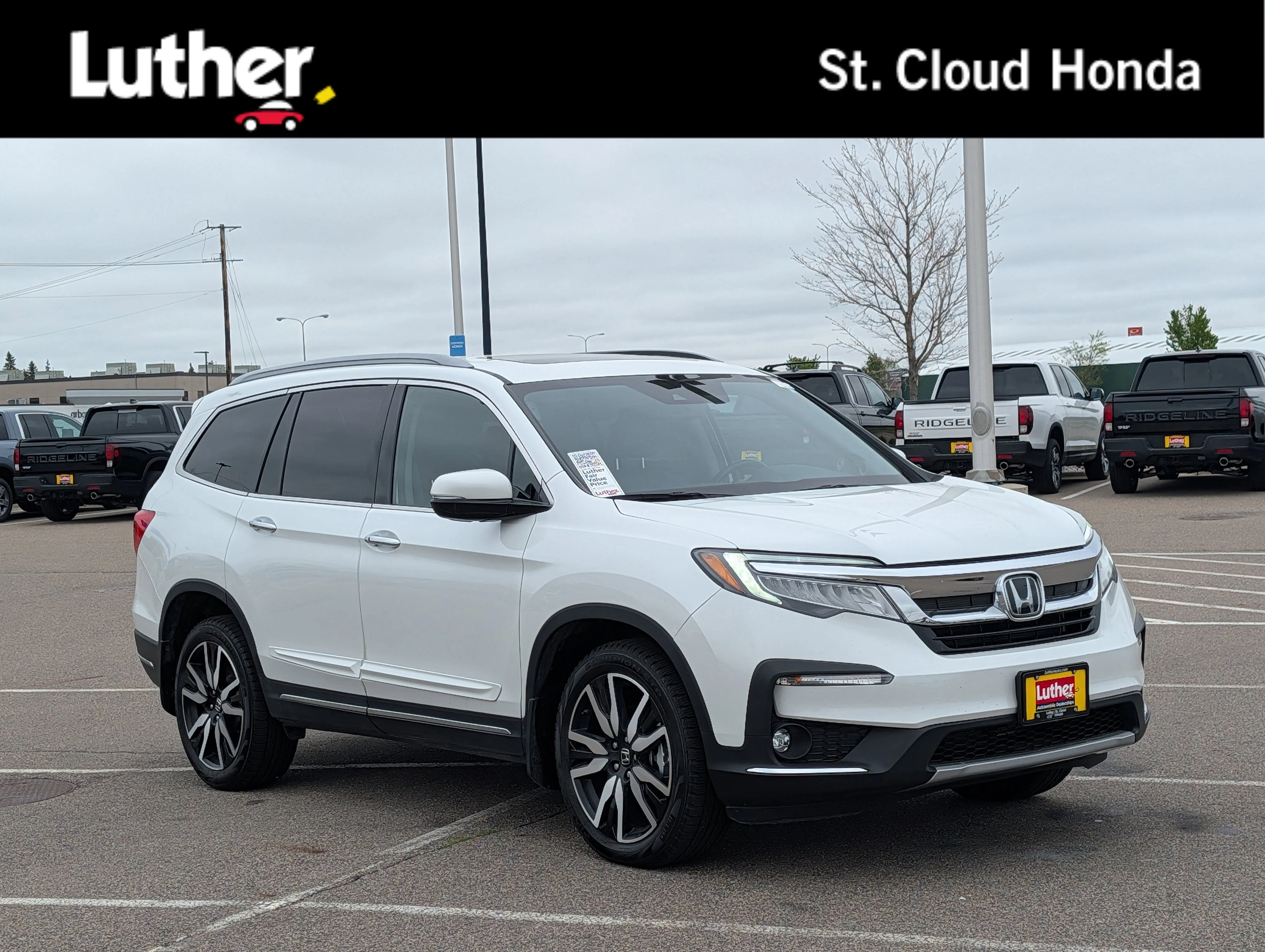 2021 Honda Pilot Touring AWD's photo