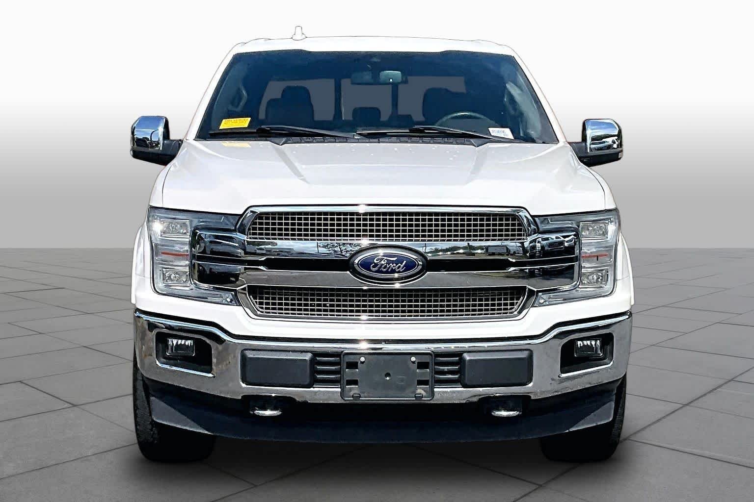 Used 2018 White Platinum Metallic Tri-Coat Ford King Ranch image 4
