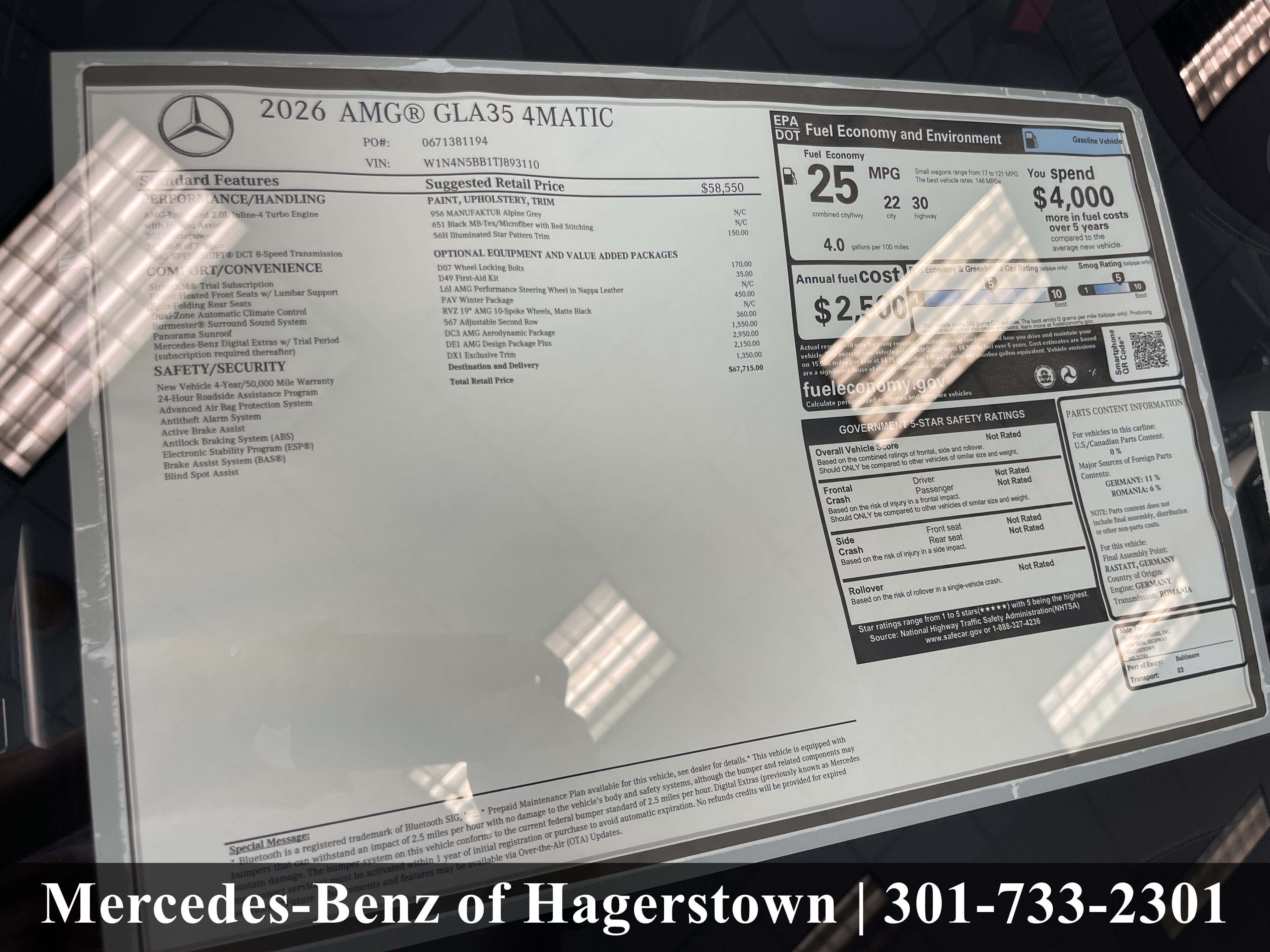 New 2026 MANUFAKTUR Alpine Grey Mercedes-Benz AMG® GLA 35 4MATIC SUV image 28