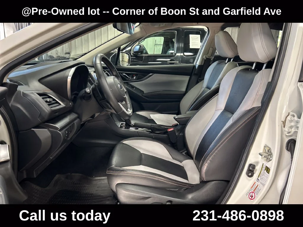 Used 2018 White Subaru 2.0i Limited image 15