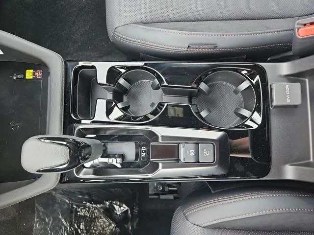 New 2026 CRYSTAL BLACK SILICA Subaru Touring Hybrid image 41