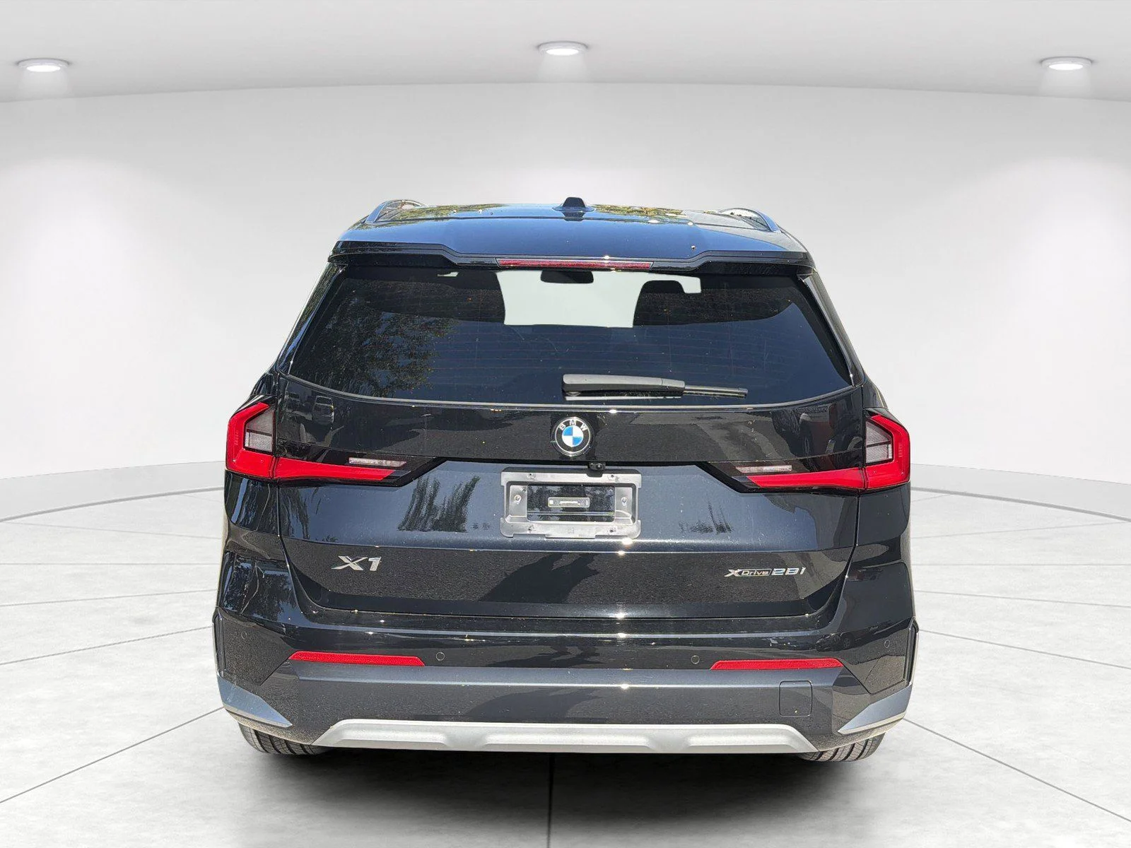 New 2026 Jet Black BMW xDrive28i image 5