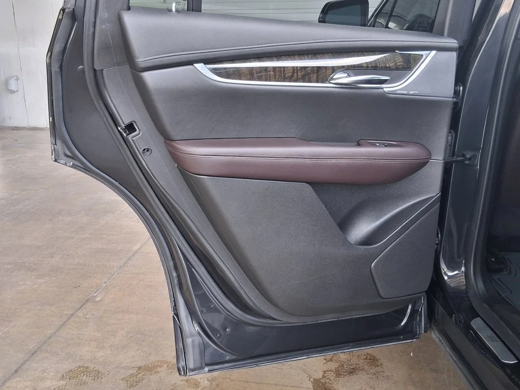 Used 2020 MANHATTAN NOIR METALLIC Cadillac FWD Premium Luxury image 22