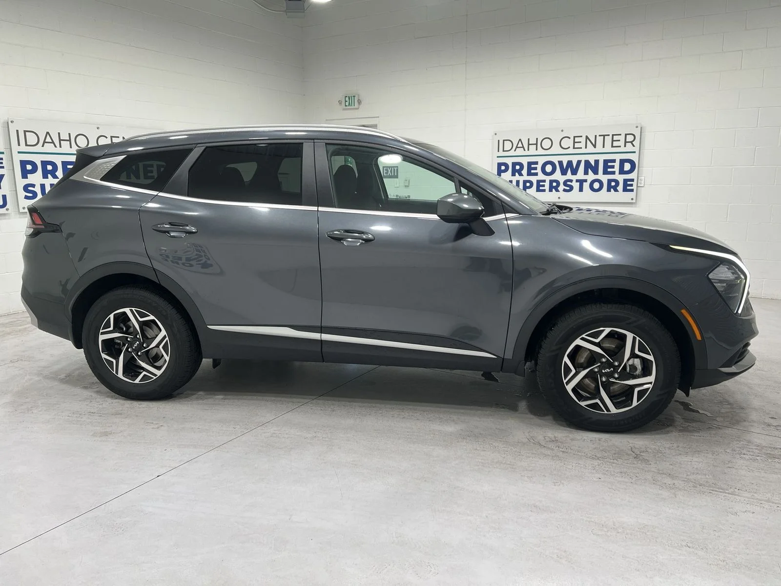 2024 Kia Sportage LX - Photo 9