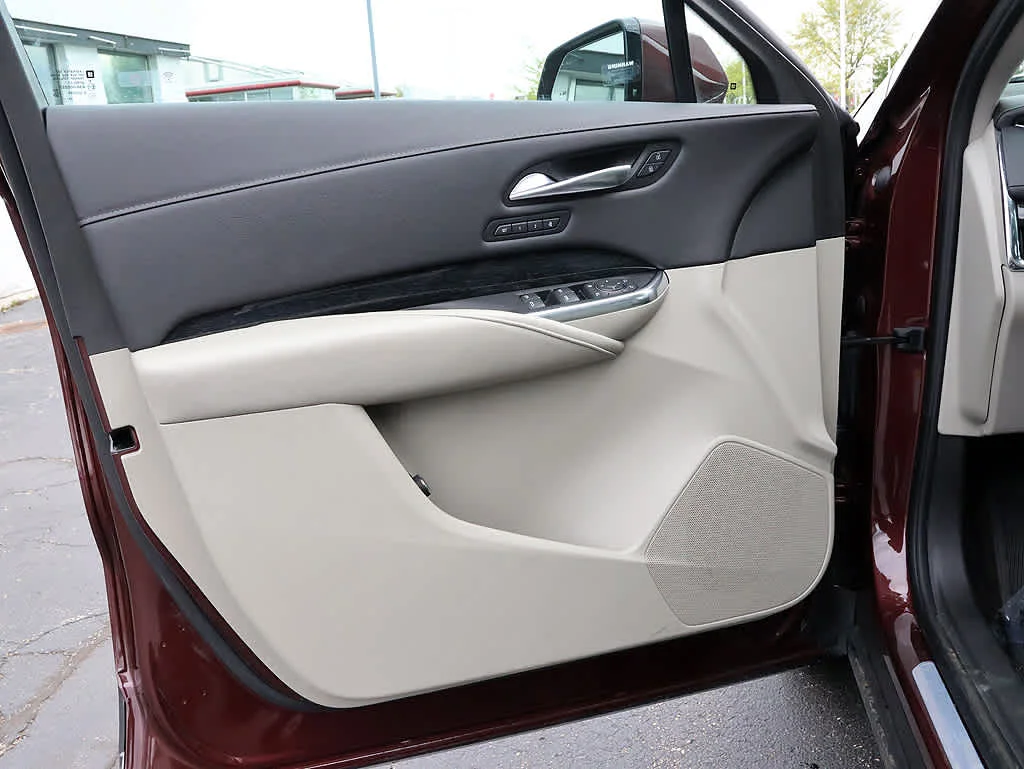 2023 Cadillac XT4 Premium Luxury - Photo 23