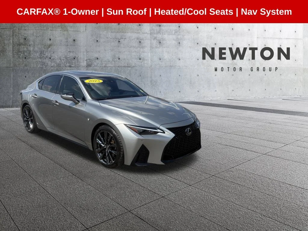 2023 Lexus IS
