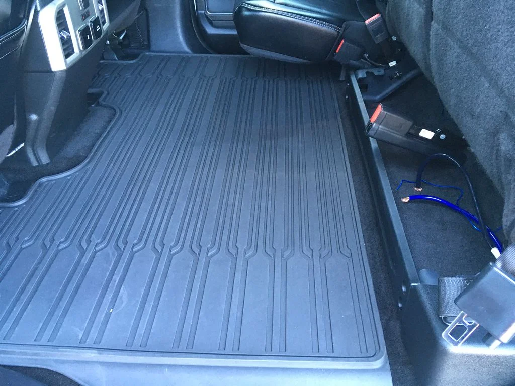 Used 2018 White Ford Lariat image 29
