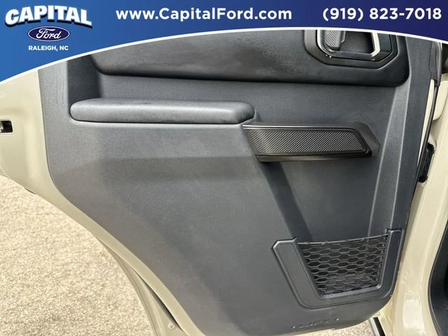 Used 2025 Beige Ford Badlands image 19