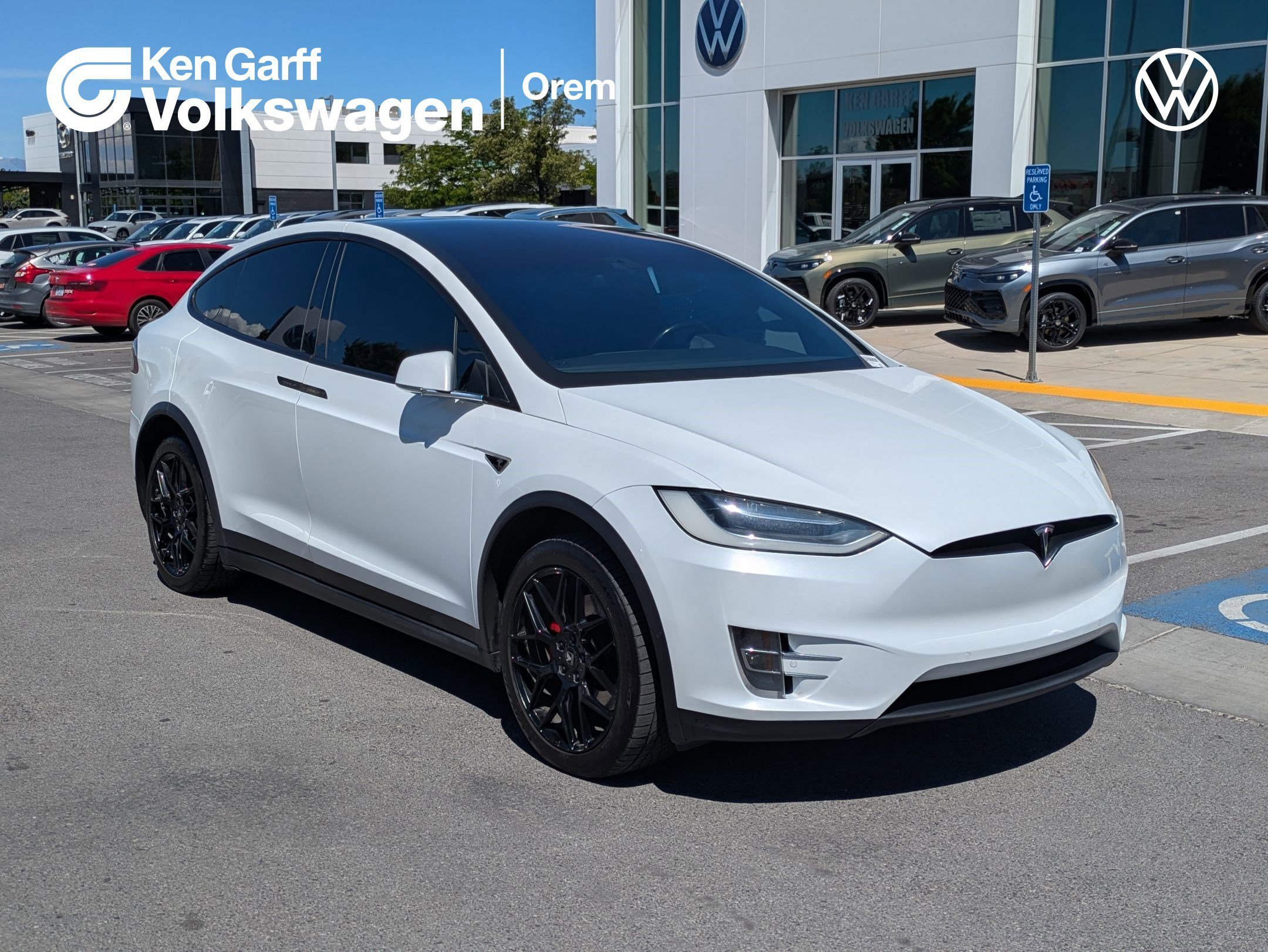 2016 Tesla Model X P90D's photo
