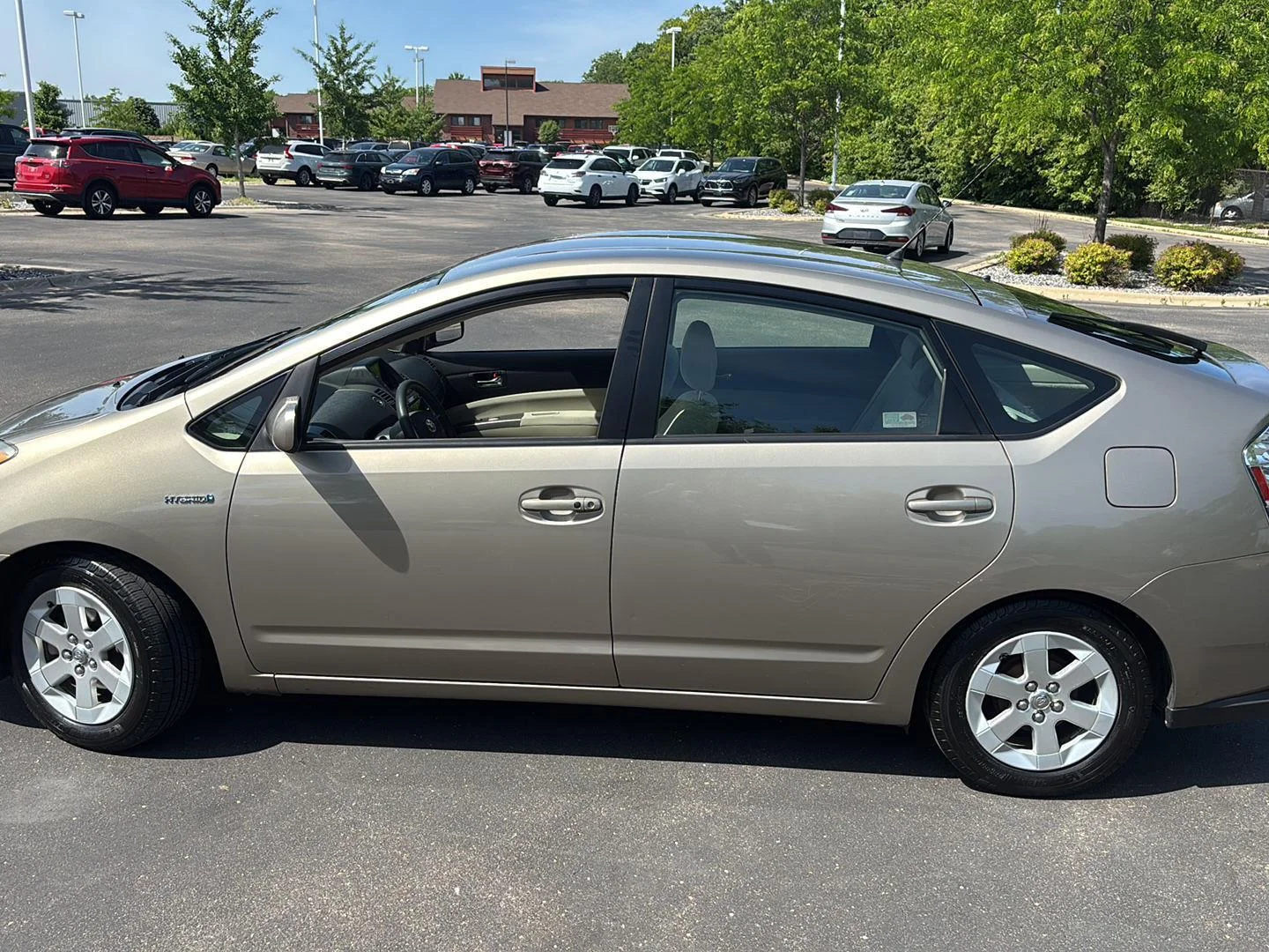 Used 2008 Driftwood Pearl Toyota Base image 22