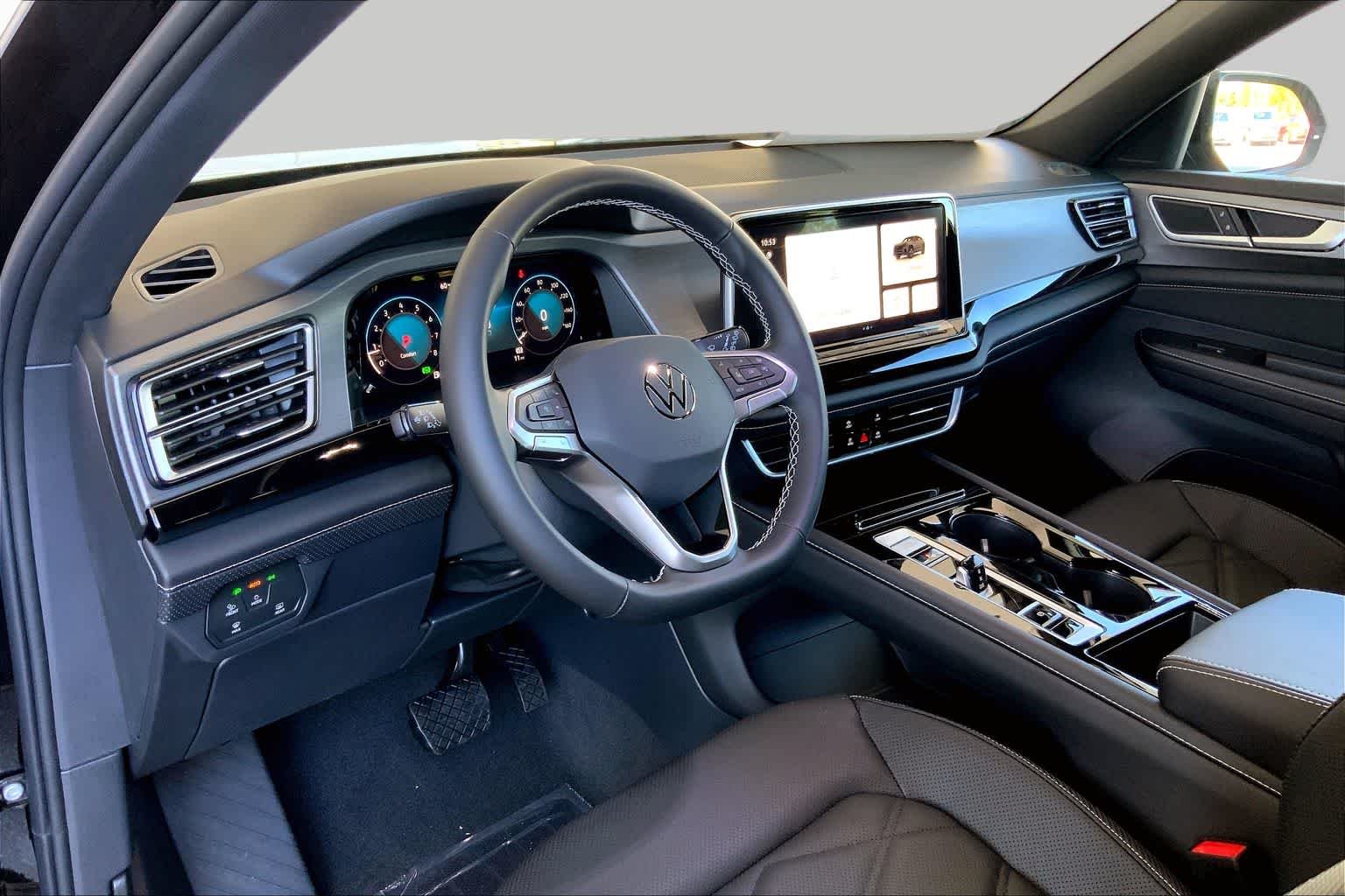 New 2026 Deep Black Pearl Volkswagen 2.0T SE w/Technology image 8