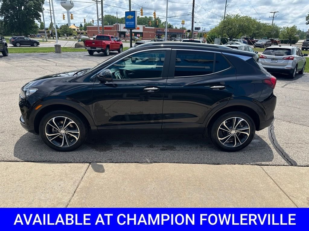 Used 2023 Black Buick Select image 7