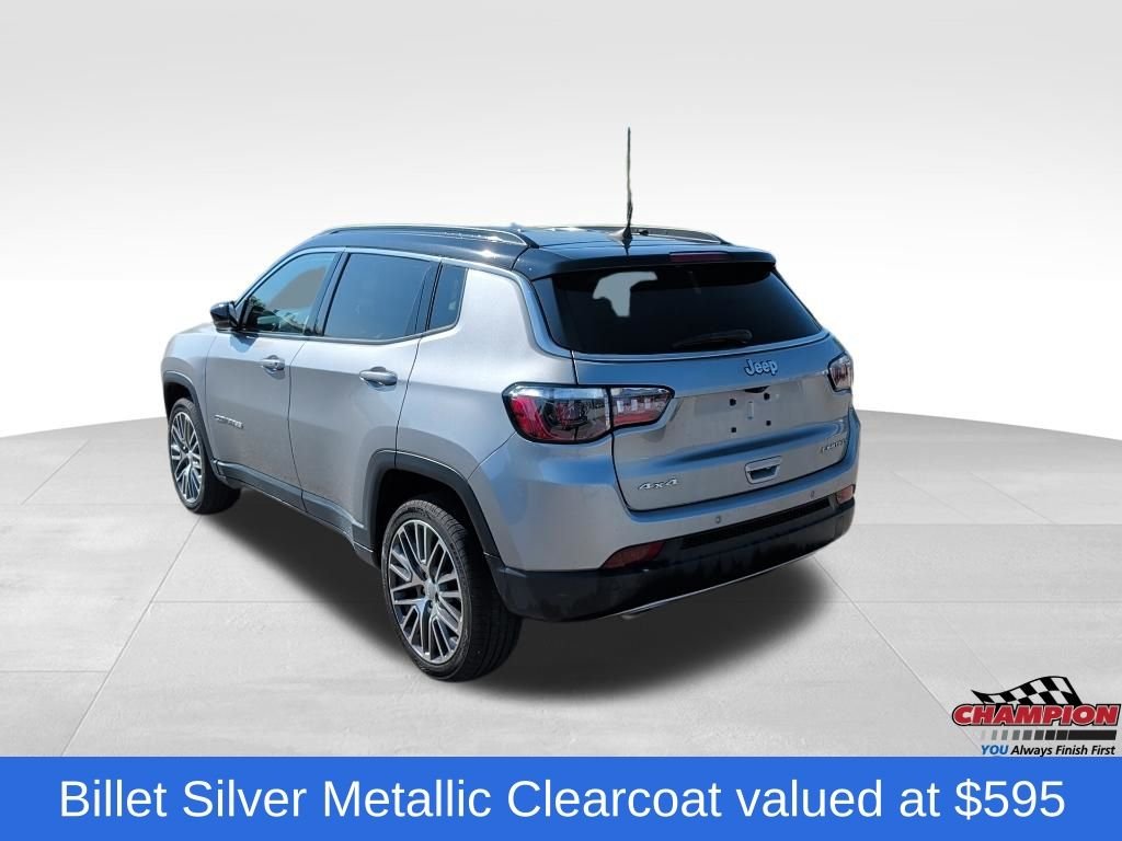 Used 2023 Silver Jeep Limited image 3
