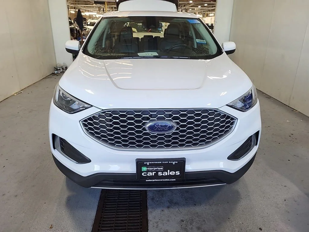 Certified Used 2023 White Ford SEL image 10