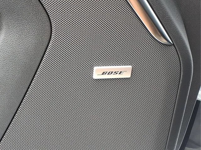 New 2026 Polar White Tricoat Chevrolet High Country image 15