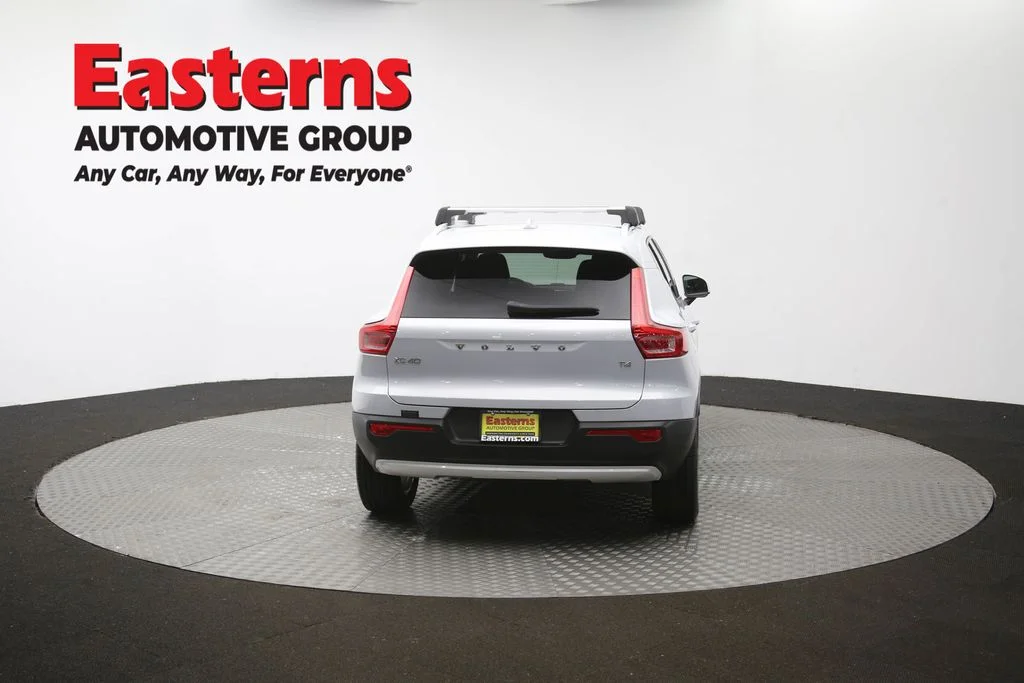 Used 2021 Gray Volvo Momentum image 36