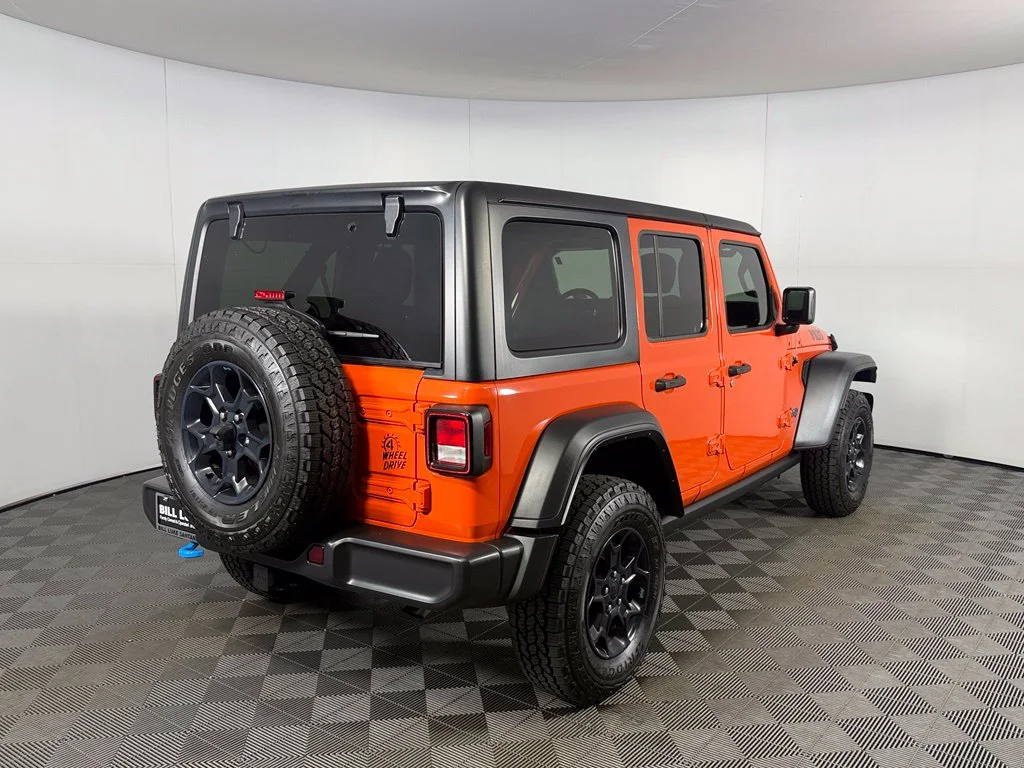Used 2023  Jeep Willys 4xe image 7