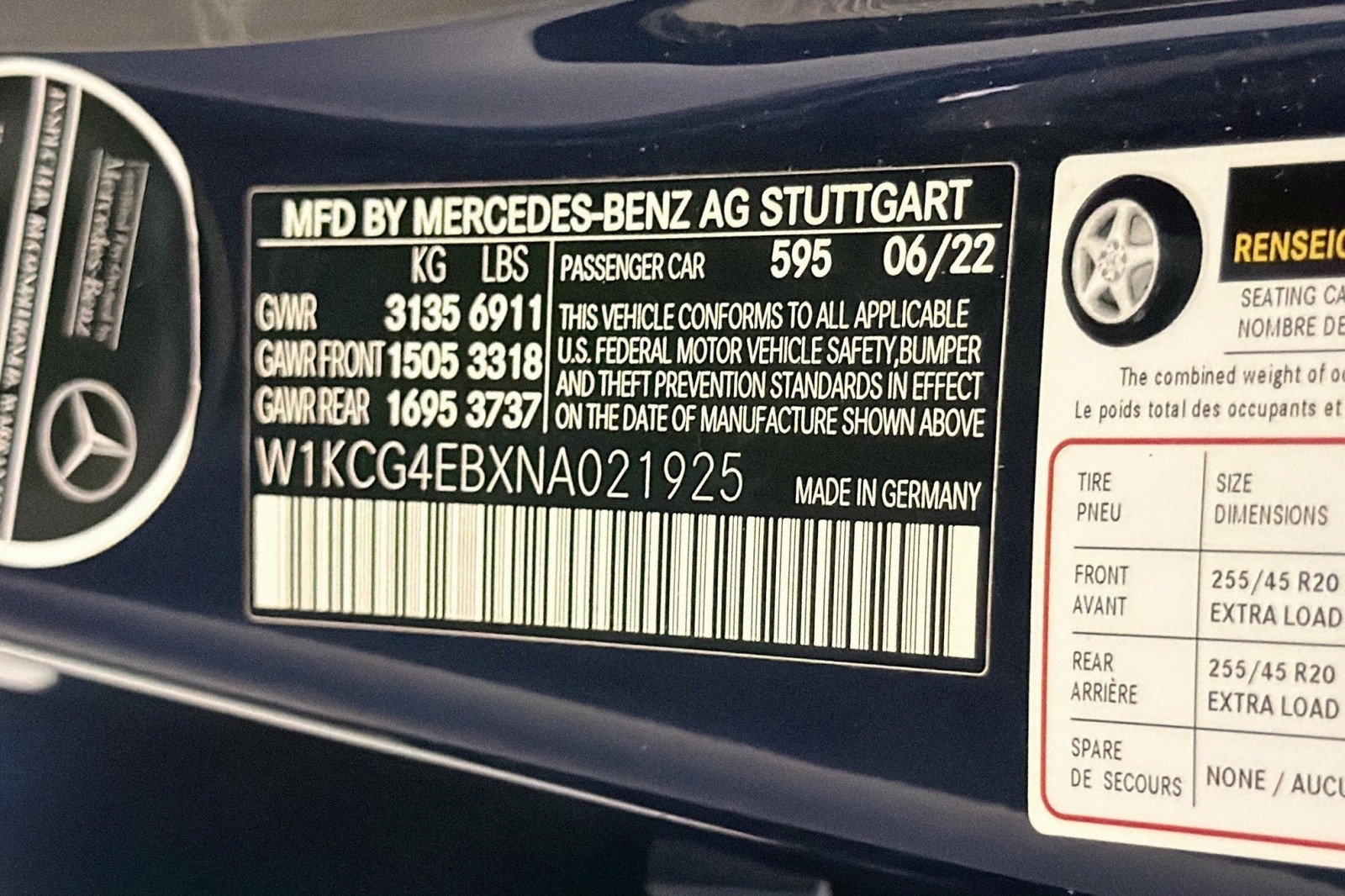 Certified Used 2022 Nautical Blue Metallic Mercedes-Benz 580 image 24