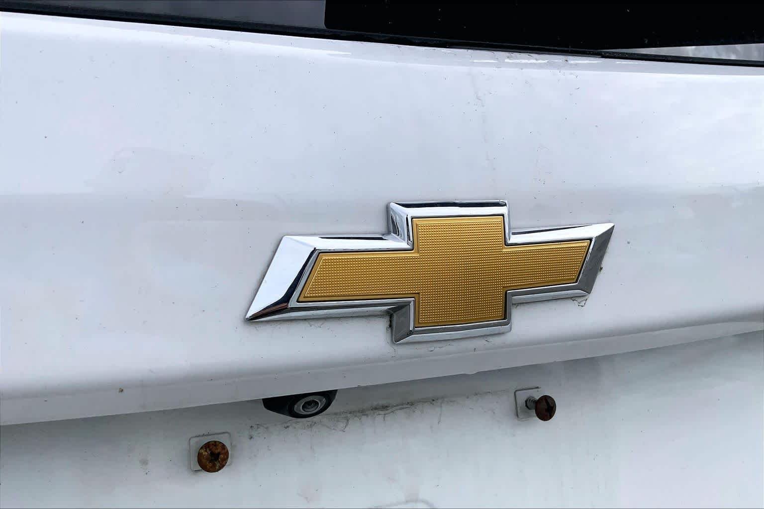 Used 2019 Summit White Chevrolet LT image 10