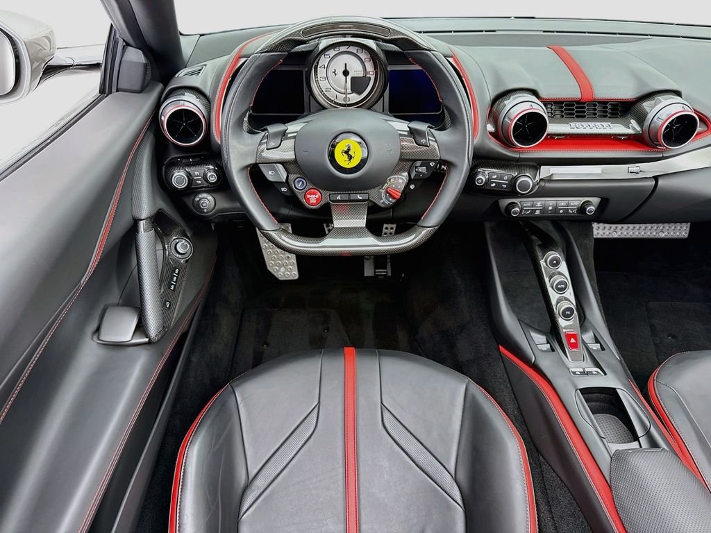 Used 2022  Ferrari Base image 19