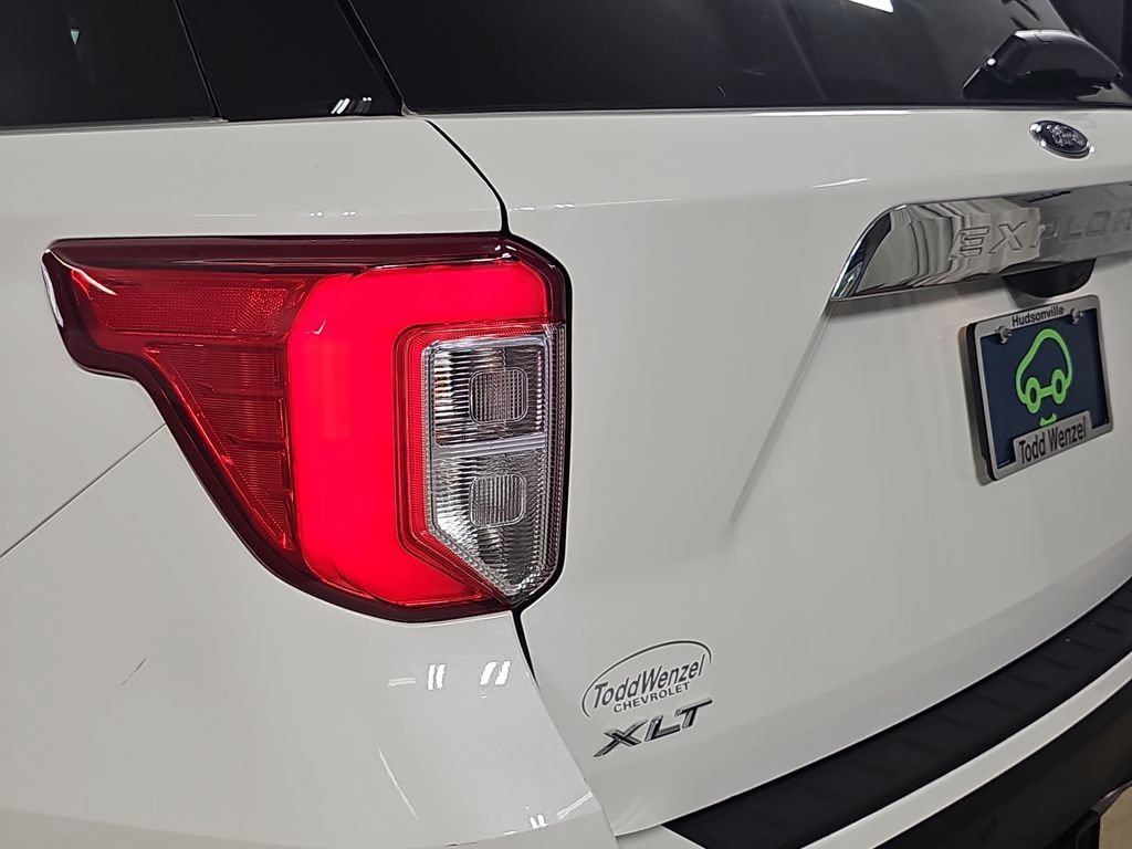 Used 2023 White Ford XLT image 40