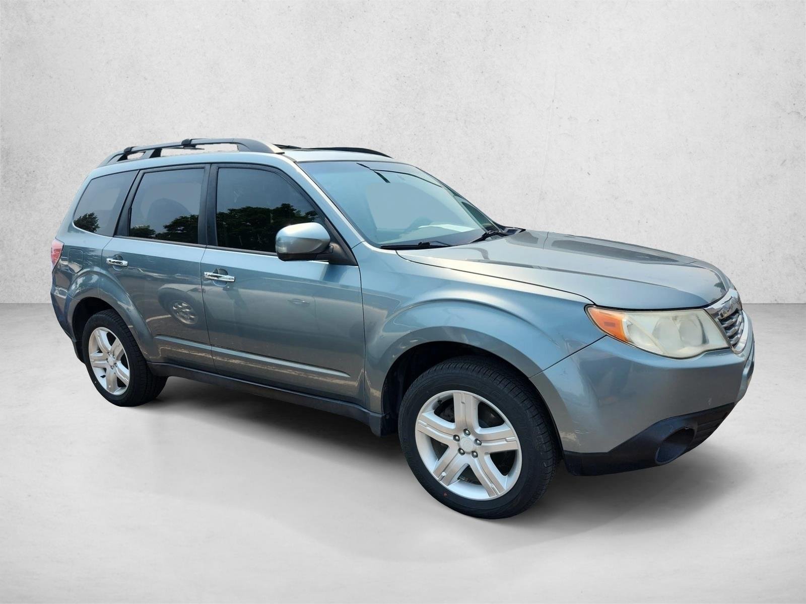 Used 2009 Sage Green Metallic Subaru X Limited image 4