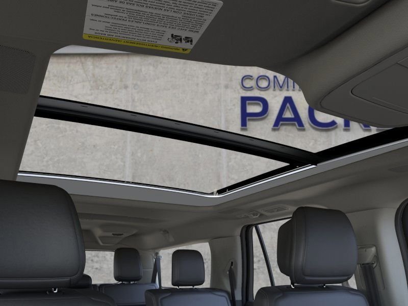 New 2026 Star White Metallic Tri-Coat Ford MAX Platinum® image 23