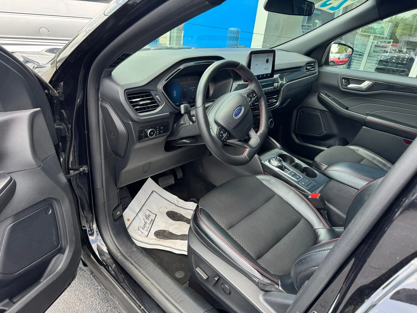 2025 Ford Escape ST-Line Select - Photo 10