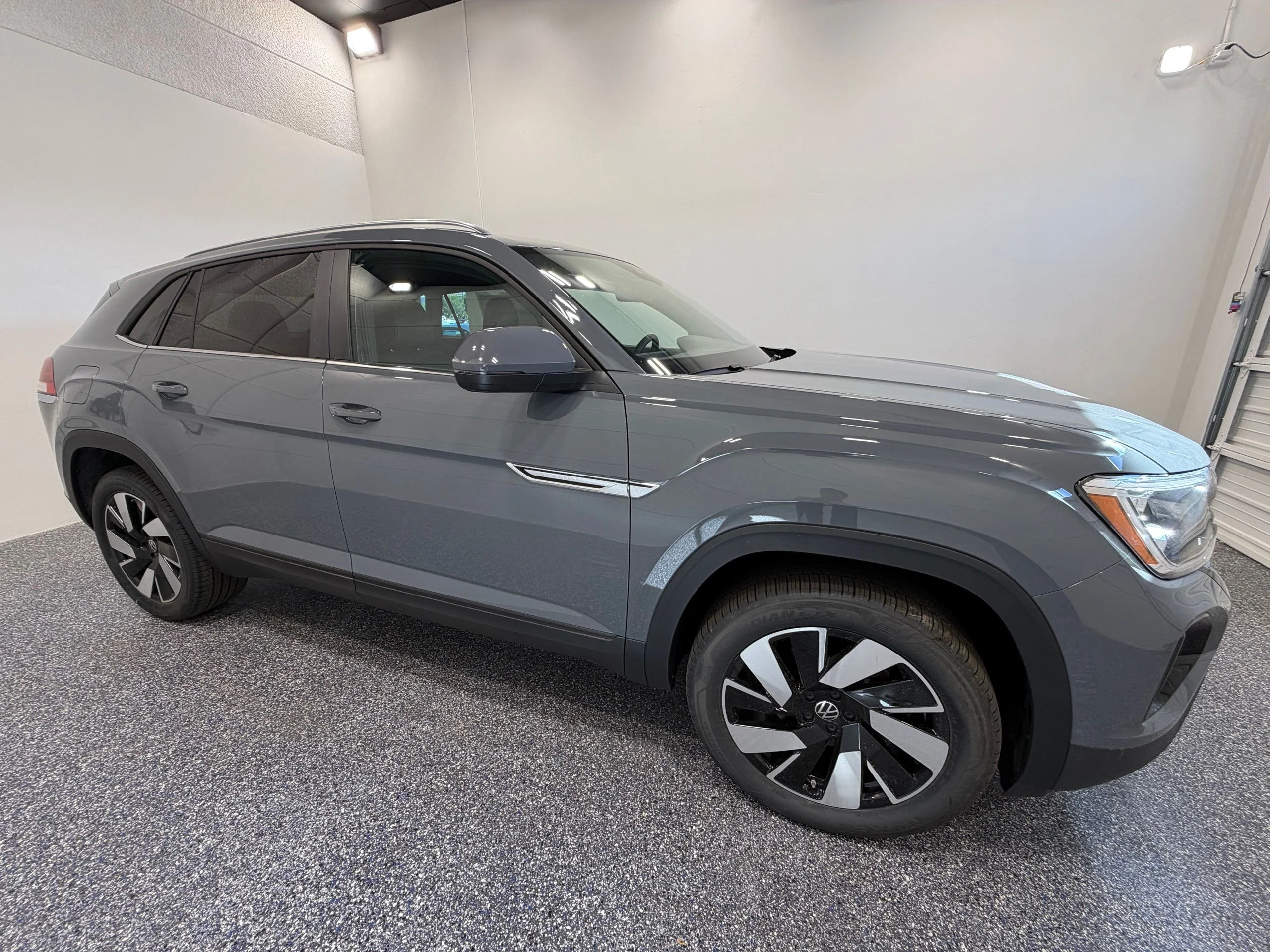 New 2026 Gray Volkswagen 2.0T SE w/Technology image 9
