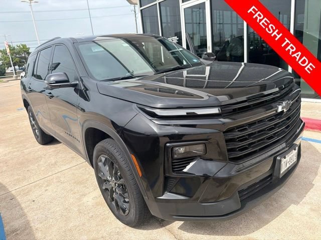 Mosaic Black Metallic 2024 Chevrolet Traverse SUV / Crossover Front-Wheel Drive