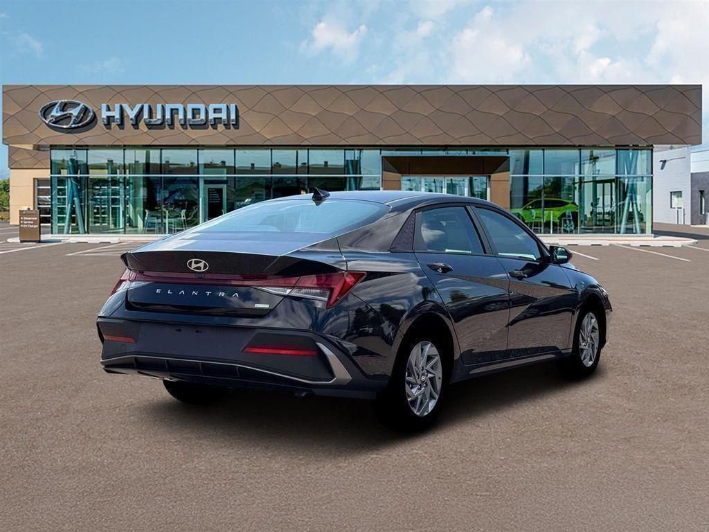 New 2026 Black Hyundai Blue image 7