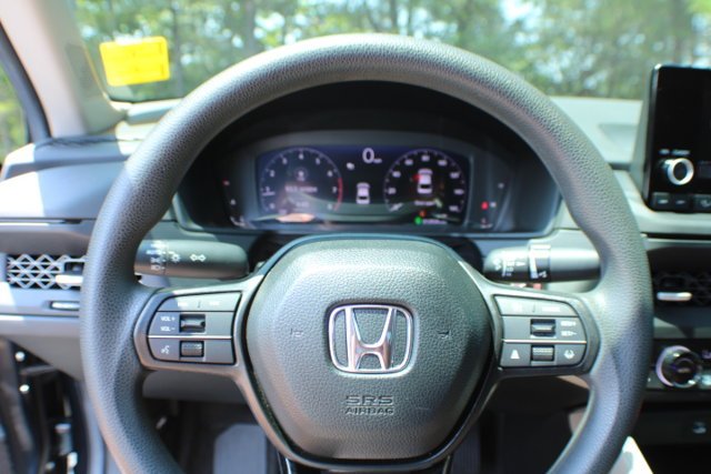 2024 Honda Accord EX - Photo 9