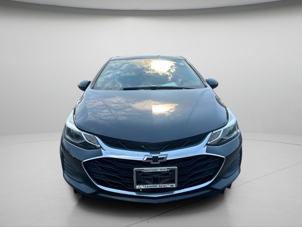 Used 2019 Graphite Metallic Chevrolet LT image 3