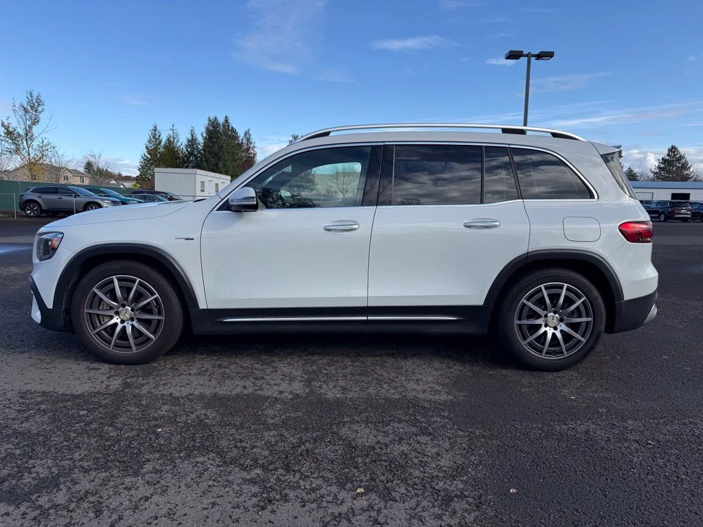 Used 2021 Digital White Metallic Mercedes-Benz GLB 35 AMG® image 4