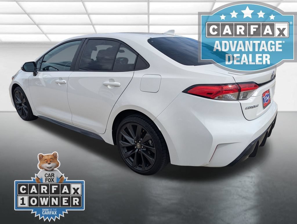 Used 2025 White Toyota SE image 22