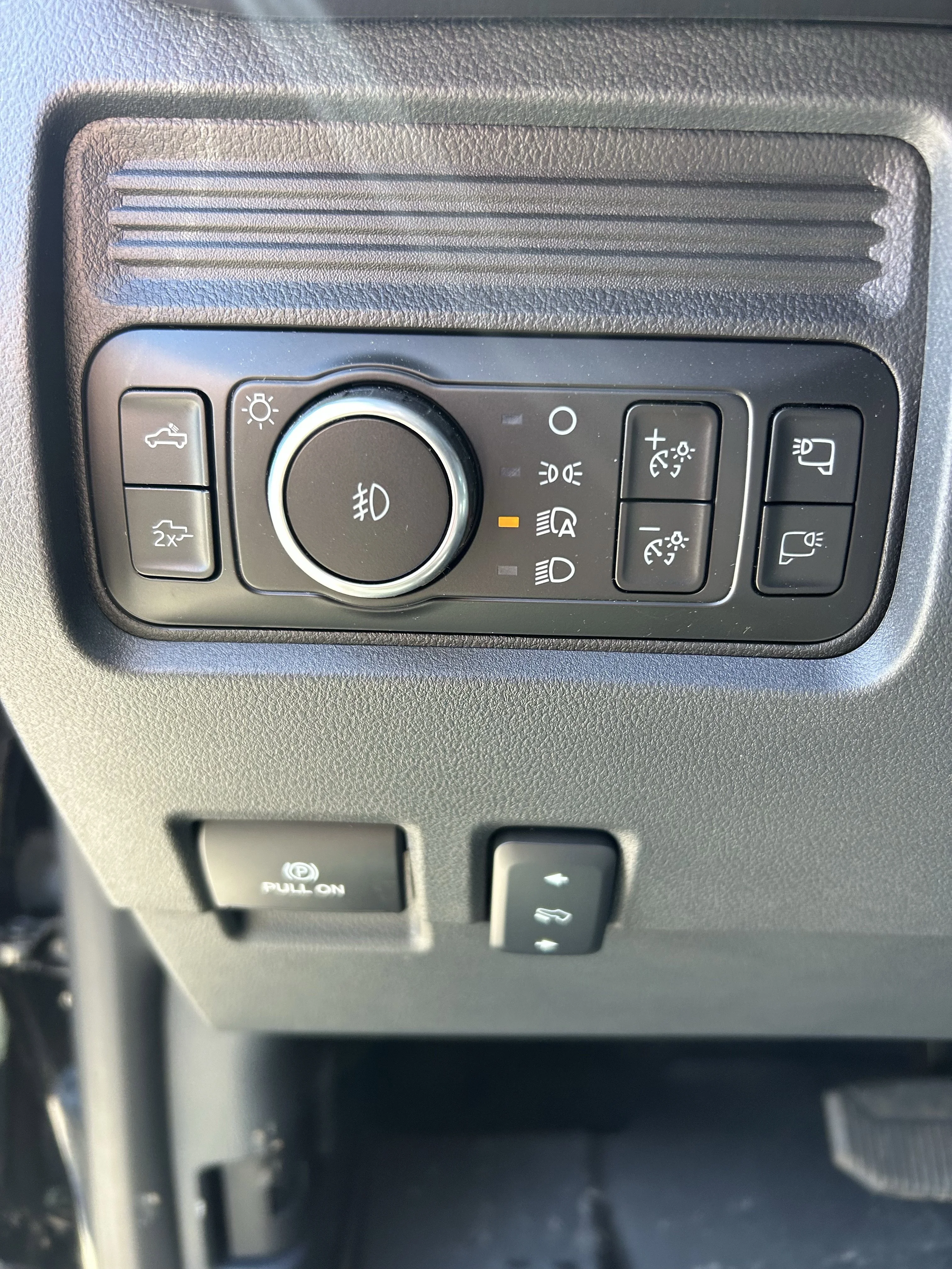 2026 Ford F-350 Super Duty Lariat - Photo 14