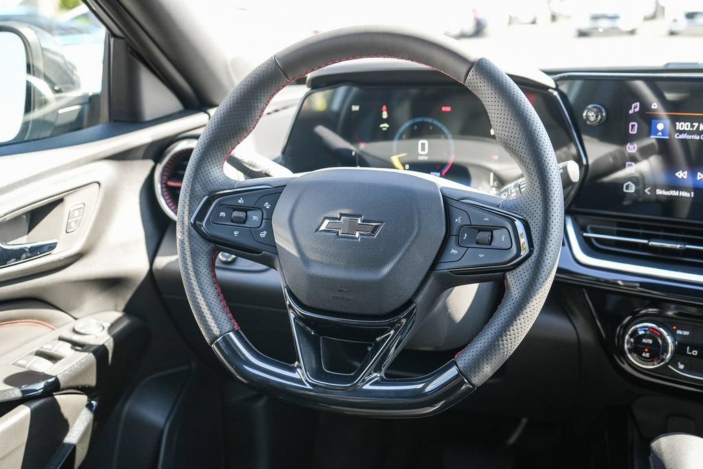 2026 Chevrolet Trax RS - Photo 13