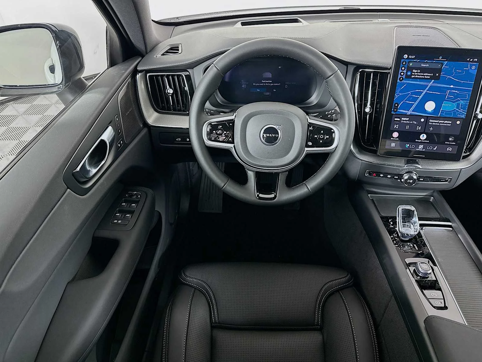 New 2026 Crystal White Volvo Ultra image 21